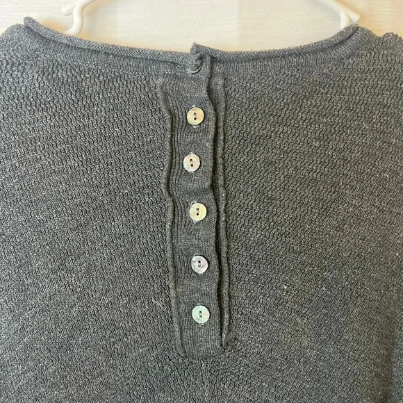 Coin 1804 Asymmetrical Sweater - Picture 5 of 5